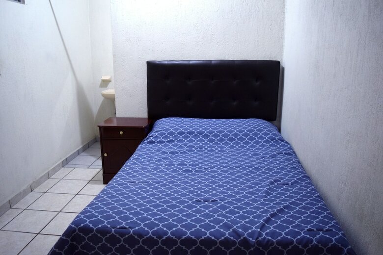 Hotel Amueblados Bugambilias Poliforum