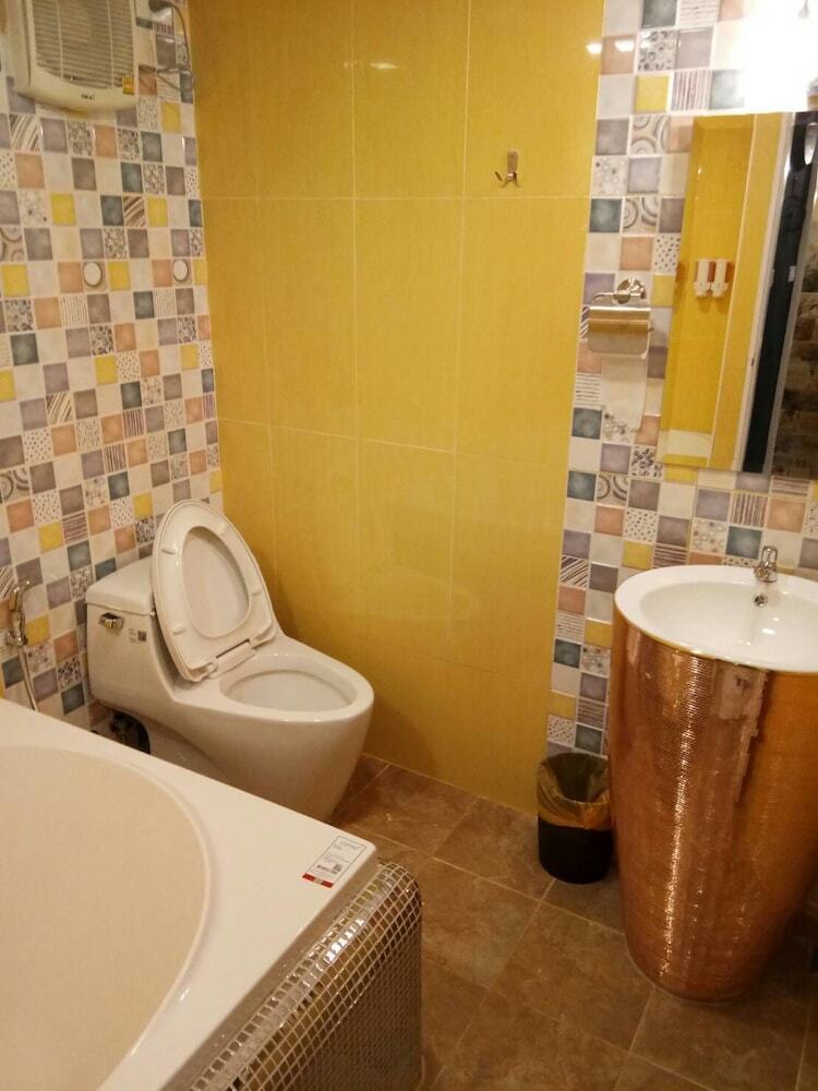Hotel Tomangoh Vintage Resort
