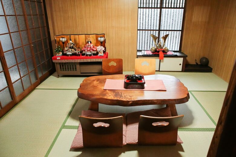 Sanjo Kyonoya