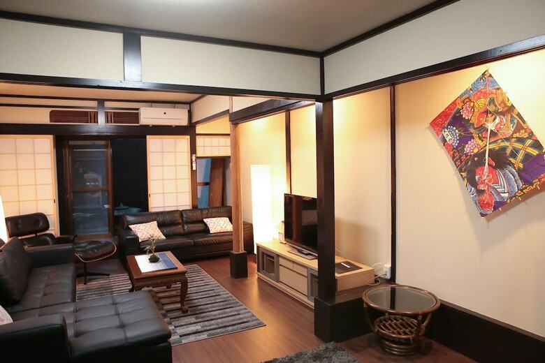 Sanjo Kyonoya