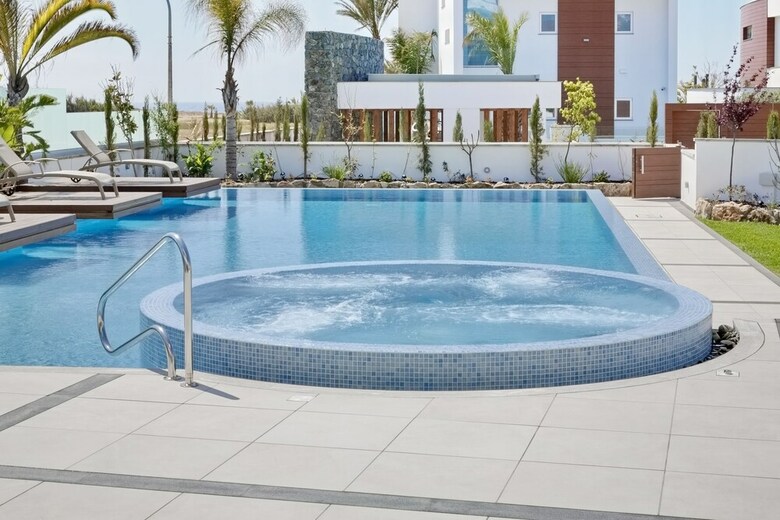 Vivo Mare 5 Bedroom Villas