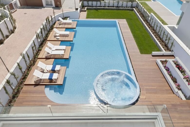 Vivo Mare 5 Bedroom Villas