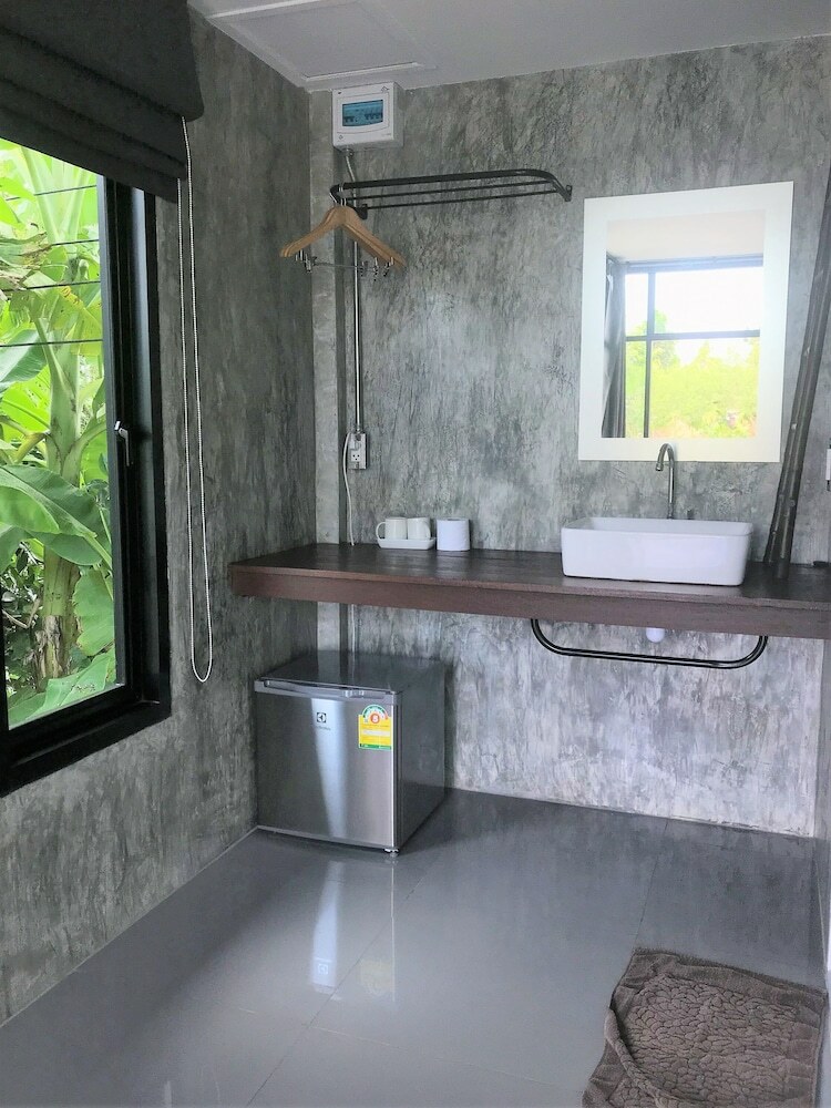 Hotel Baannok Plaina Homestay