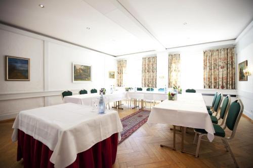 Hotel Hirsch