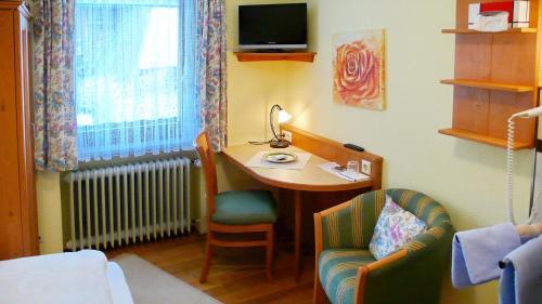Hostal G�stehaus Kaiser
