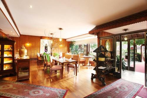 Hotel Pfauen