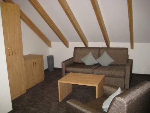 Hostal Gasthaus Pension Zur Linde