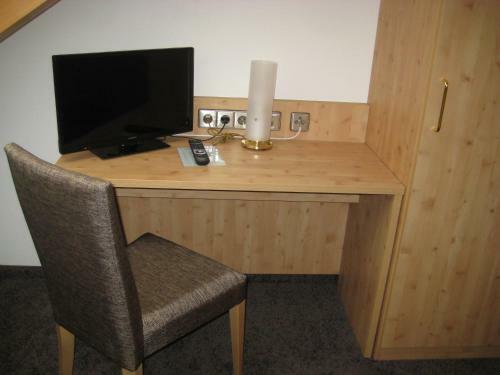Hostal Gasthaus Pension Zur Linde