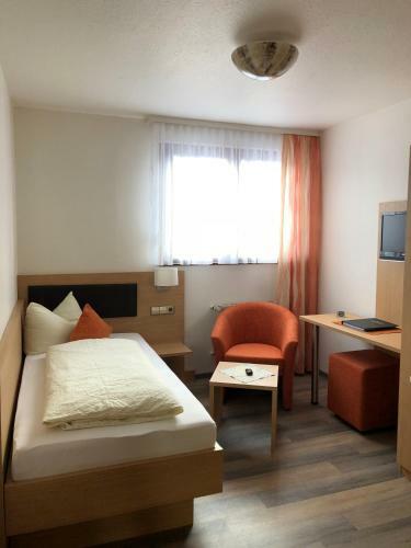 Hostal Gasthaus Pension Zur Linde
