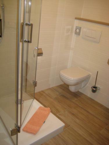 Hostal Gasthaus Pension Zur Linde
