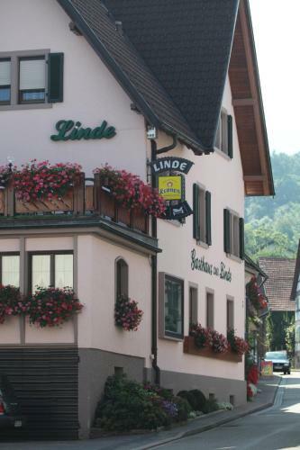 Hostal Gasthaus Pension Zur Linde