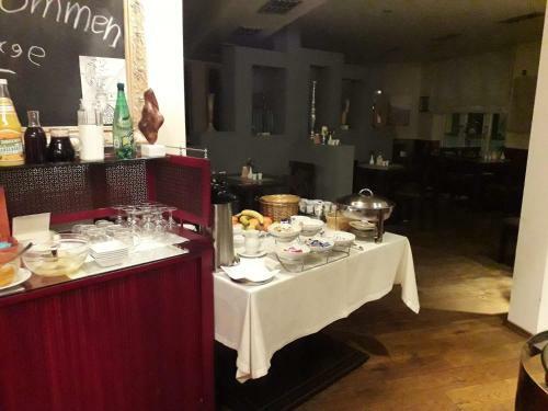 City Hotel Metropole