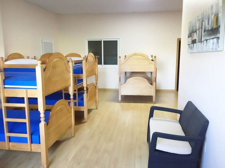Hostal Albergue Montoto