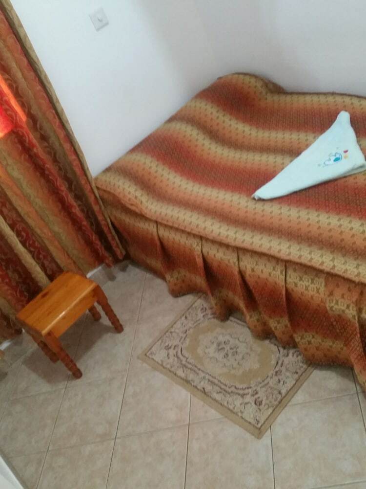 Hotel Raha Leo Inn