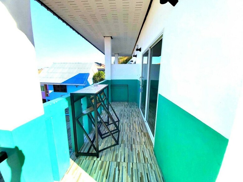 Hotel Neutron Bungalow