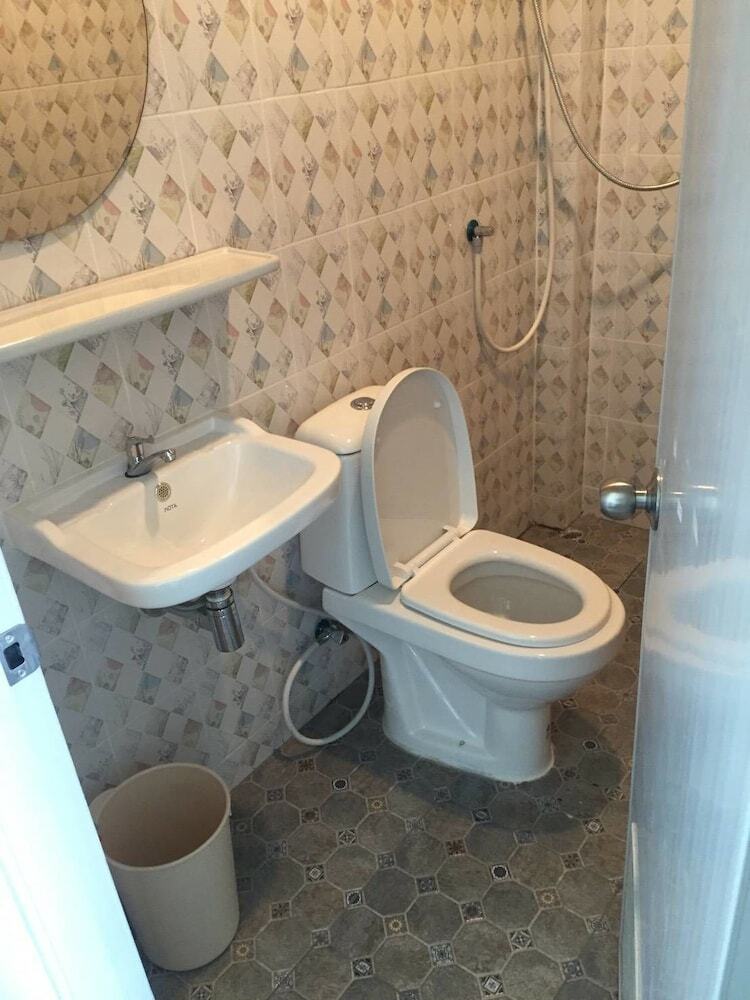Hotel Neutron Bungalow