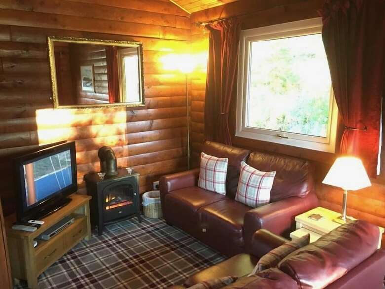 Cabana Pucks Glen Lodges