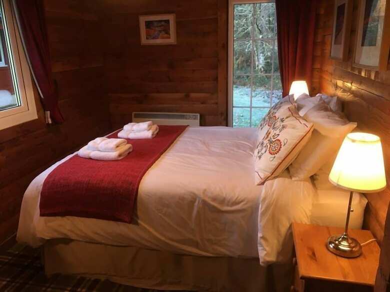 Cabana Pucks Glen Lodges