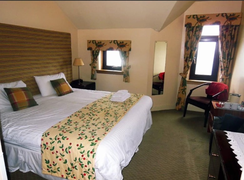 Crusoe Hotel