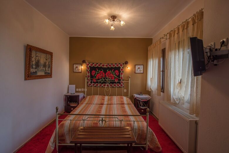 Hotel Chorostasi Guest House
