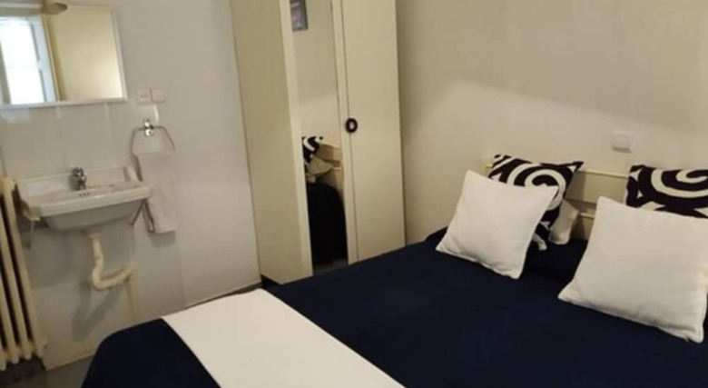 Hostal Parisien