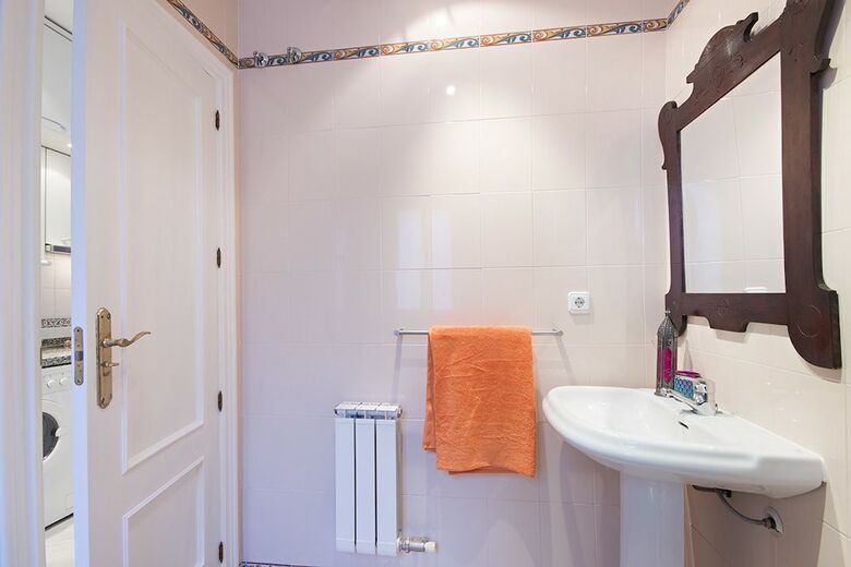 Granaxperience Plaza Nueva Apartment