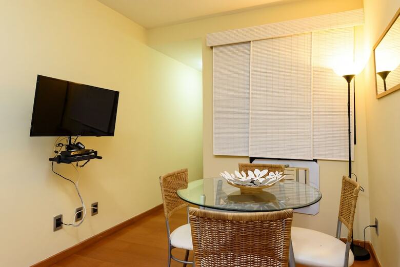 Apartamentos All In Rio- Por Do Sol No Arpoador