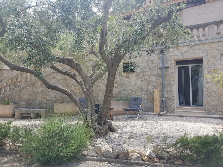 Hotel Villa Mano�