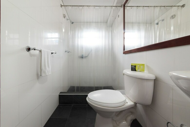 Hotel Ayenda 1043 Kafir