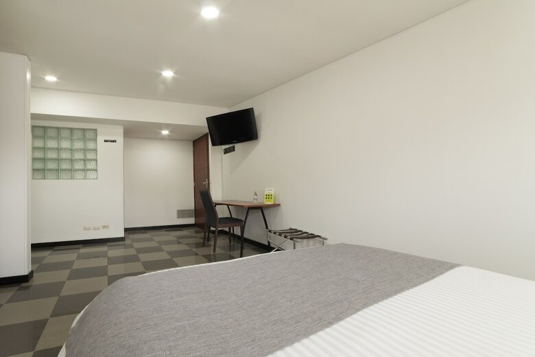 Hotel Ayenda 1043 Kafir