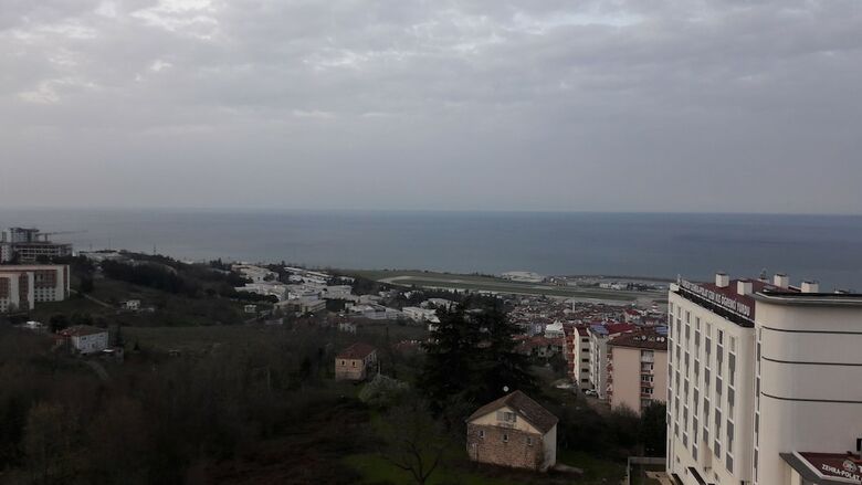 Karabina Apart