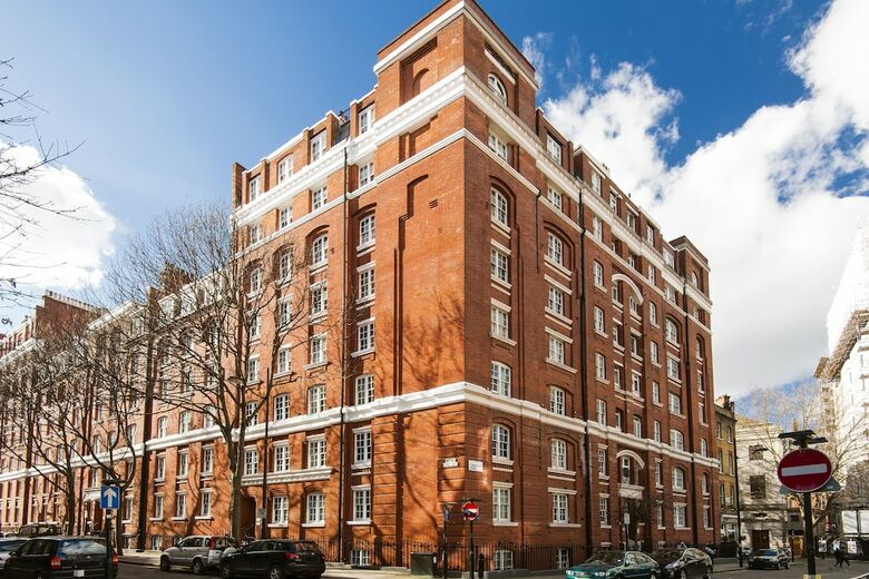 Bright Queen Alexandra Apartment - Mpn