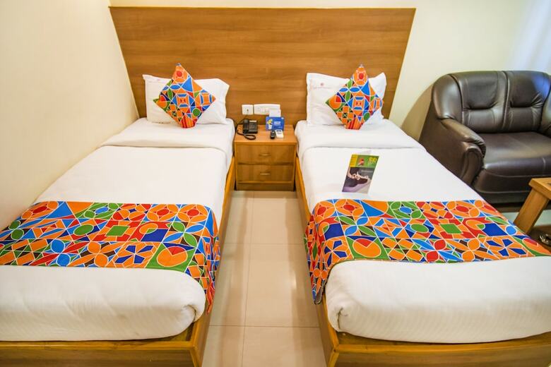 Fabhotel Jansi Deluxe Gandhipuram
