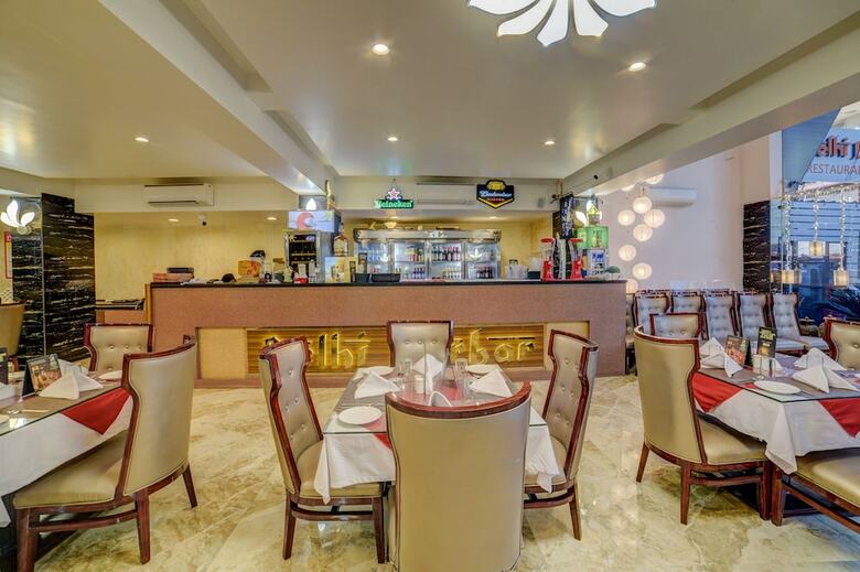 Fabhotel Sarala Crown Calangute Beach