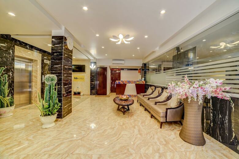 Fabhotel Sarala Crown Calangute Beach