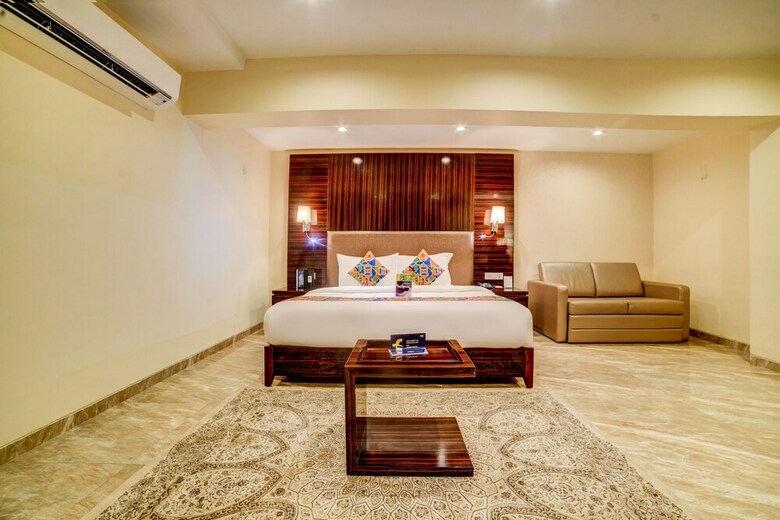 Fabhotel Sarala Crown Calangute Beach