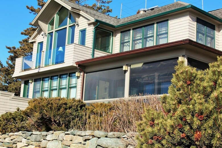 Gulls Ledge - Four Bedroom Home