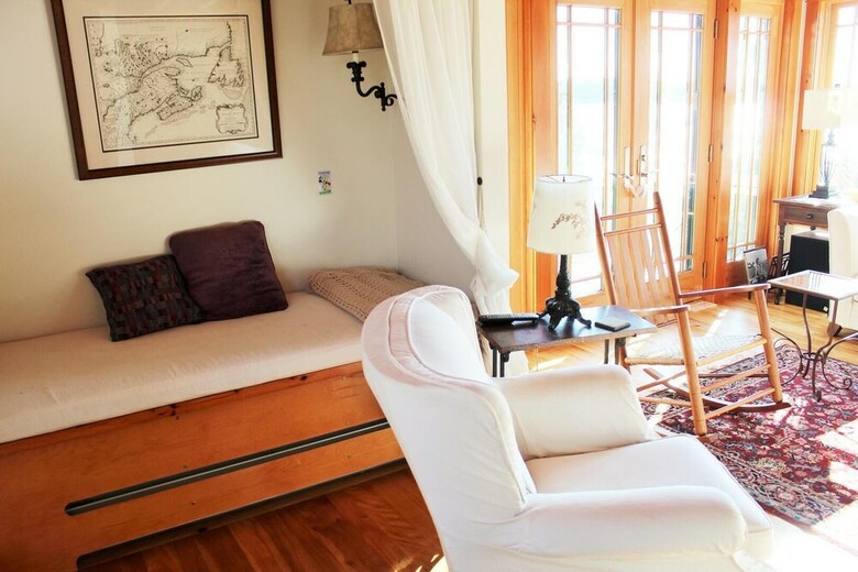 Gulls Ledge - Four Bedroom Home