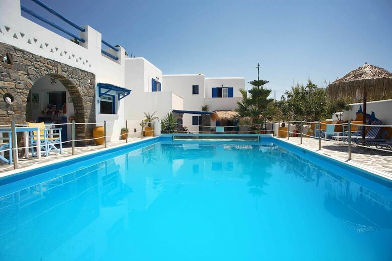 Apartamentos Captain Dounas