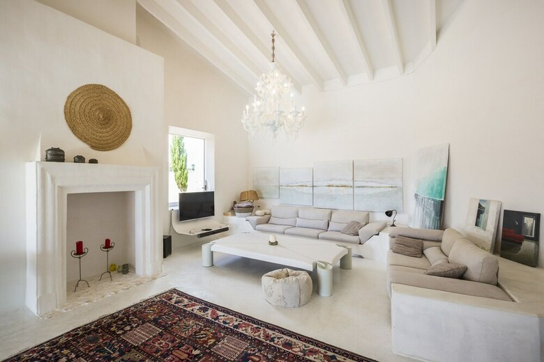 Residence By G Villa Calicant