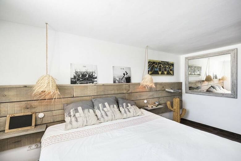 Residence By G Villa Calicant