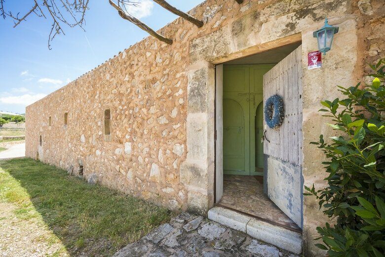 Residence By G Villa Calicant