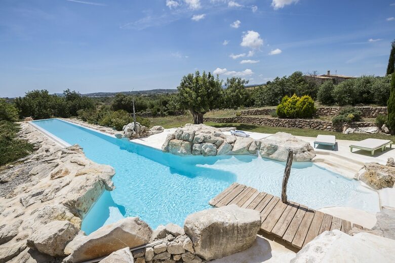 Residence By G Villa Calicant