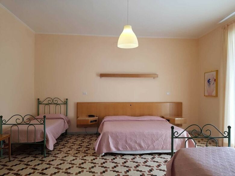 Hotel Albergo Santa Teresa
