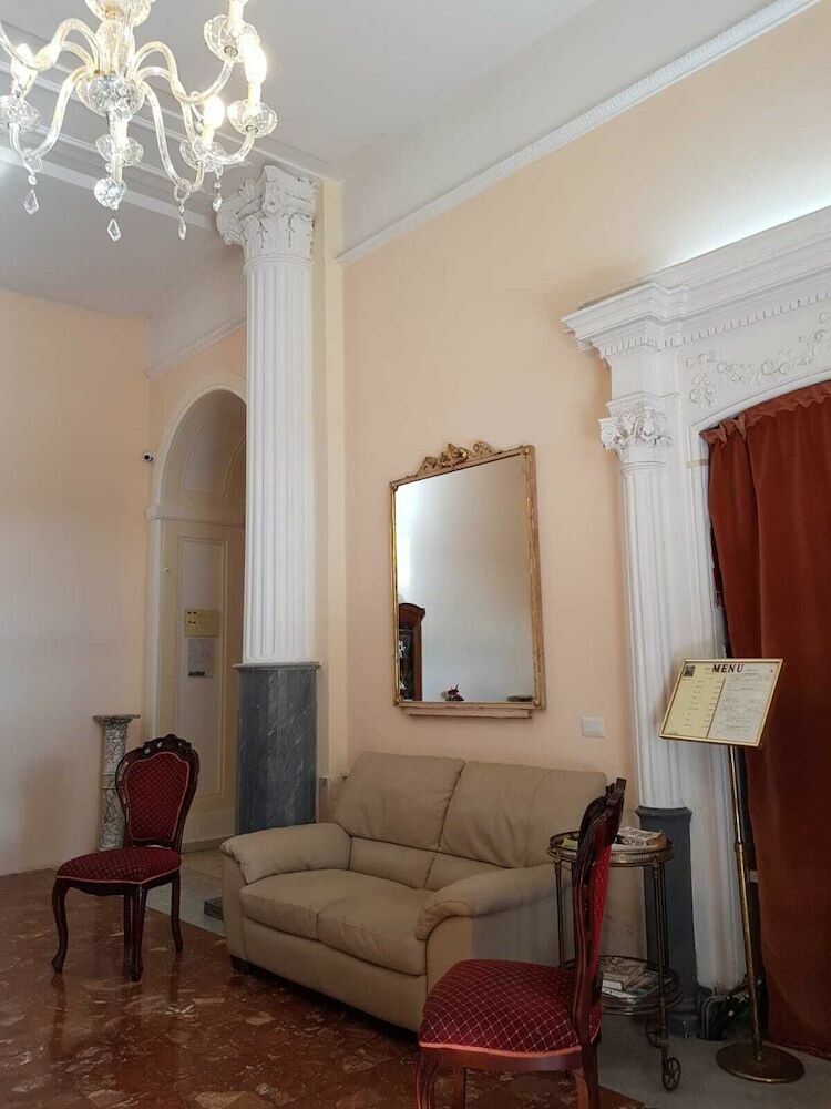 Hotel Albergo Santa Teresa