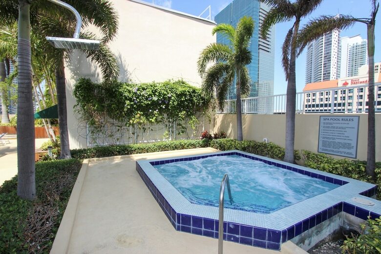 Apartamentos Bluebird Suites In Brickell