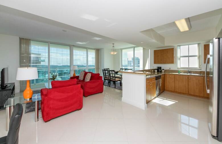 Apartamentos Bluebird Suites In Brickell
