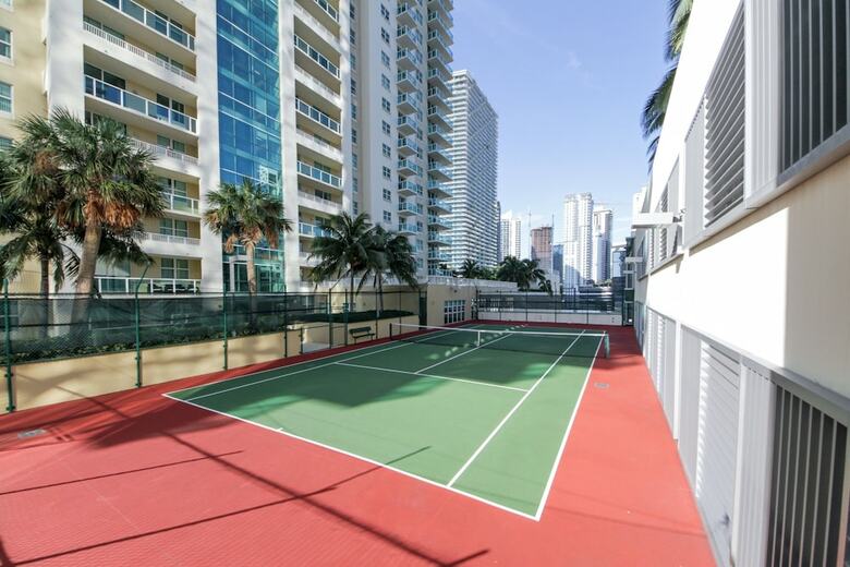 Apartamentos Bluebird Suites In Brickell