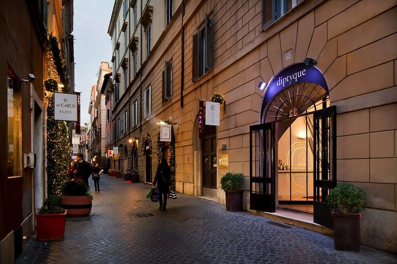 Luxury City Center Apartment, Near Spanish Steps