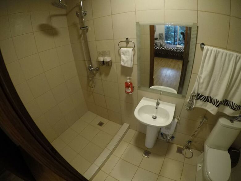 Hotel Zoobic Glampz- Subic